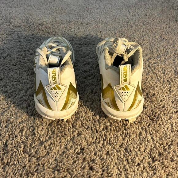 White and gold adidas freak - Picture 4 of 8